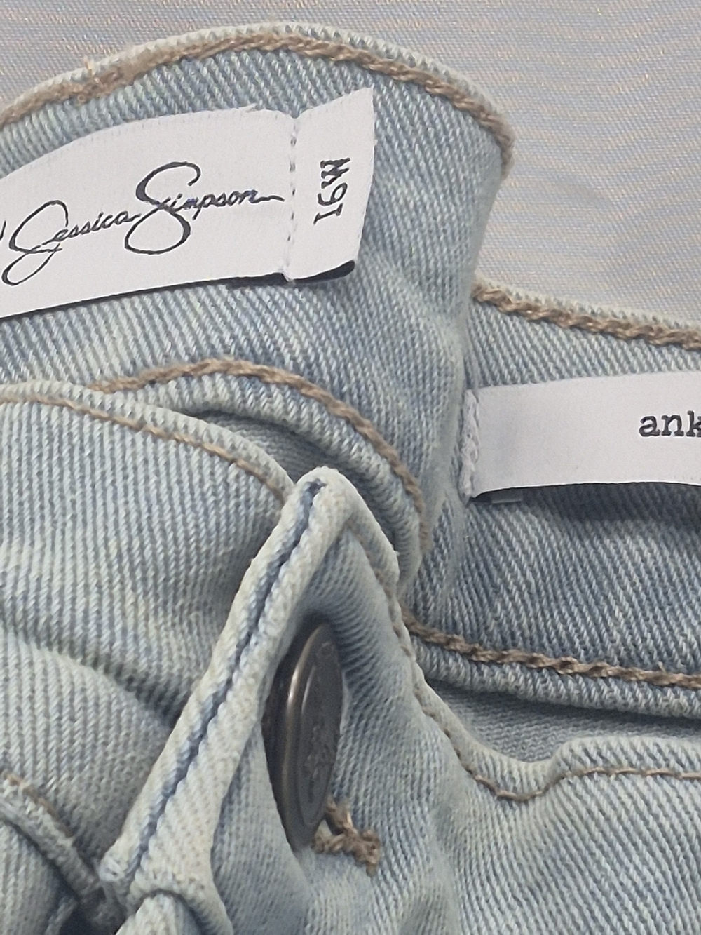 Jessica Simpson Light Blue High-Rise Jeans with White Daisy Embroidery - Picture 4 of 5